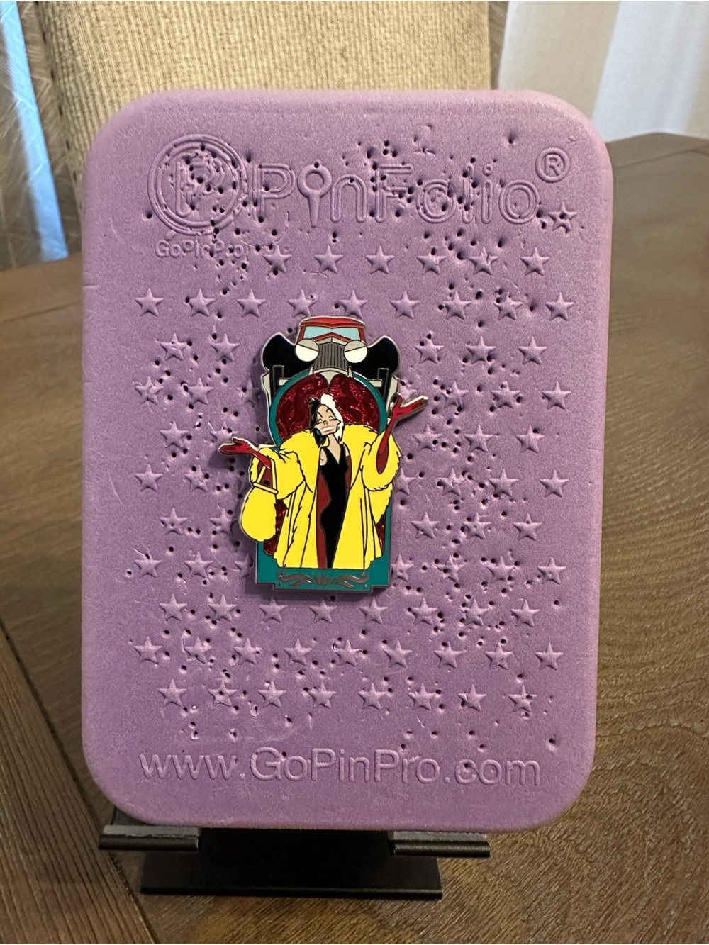 Disney Parks Mystery Blind Box Villains Portrait Window - Cruella de Vil
